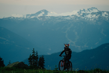 Un día en Whistler con Johny Salido | Transition Bikes