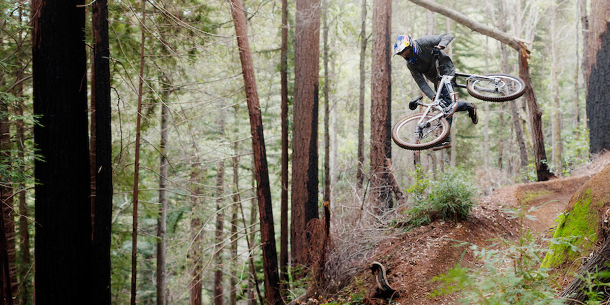 ¡Avistamientos de pie grande con Brandon Semenuk!